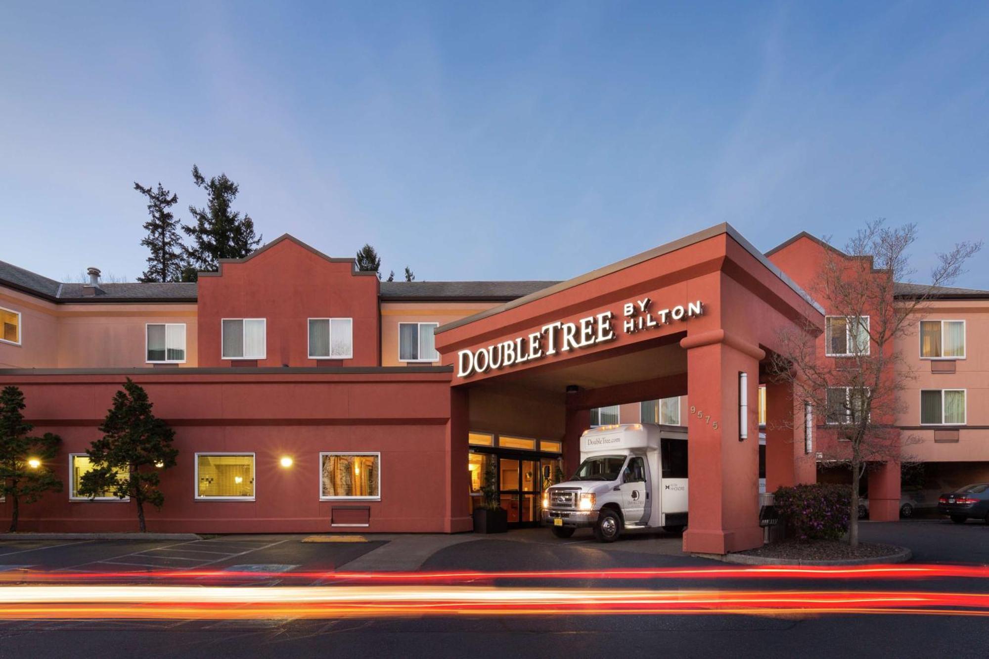 فندق Doubletree By Hilton Portland تيغارد المظهر الخارجي الصورة